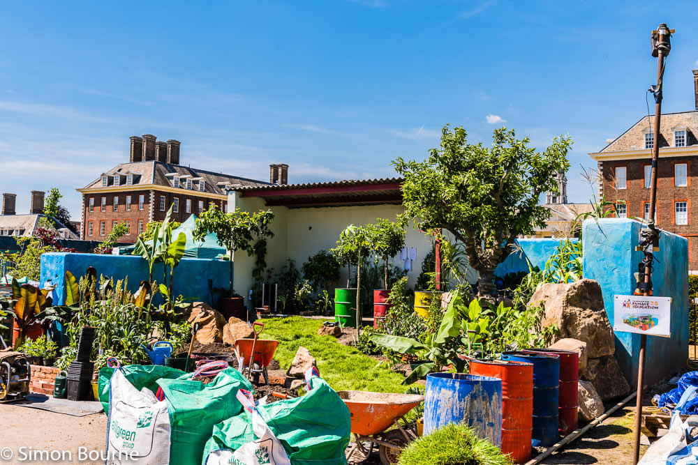 RHS Garden Chelsea Flower Show 2019 — CAMFED Garden Chelsea Build Day 11 afternoon London 2019 small