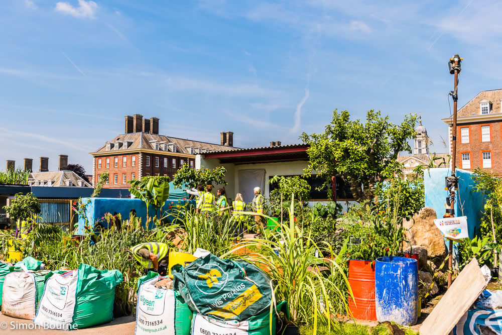 RHS Garden Chelsea Flower Show 2019 — CAMFED Garden Chelsea Build Day 13 afternoon London 2019 small